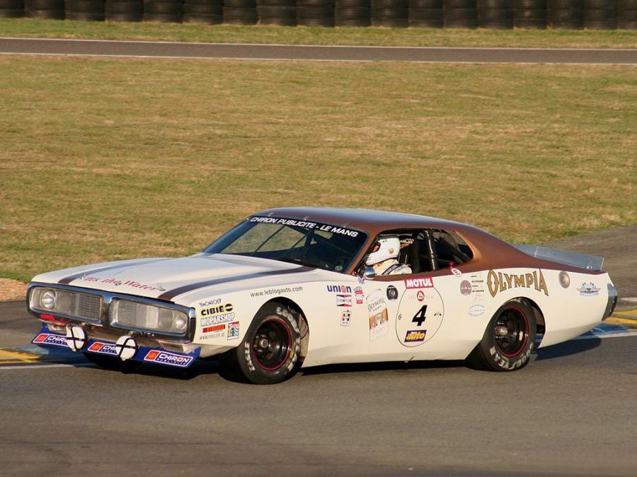  Dodge Charger 426 Hemi NASCAR Race Car 1974 года  (фото 2 из 2)